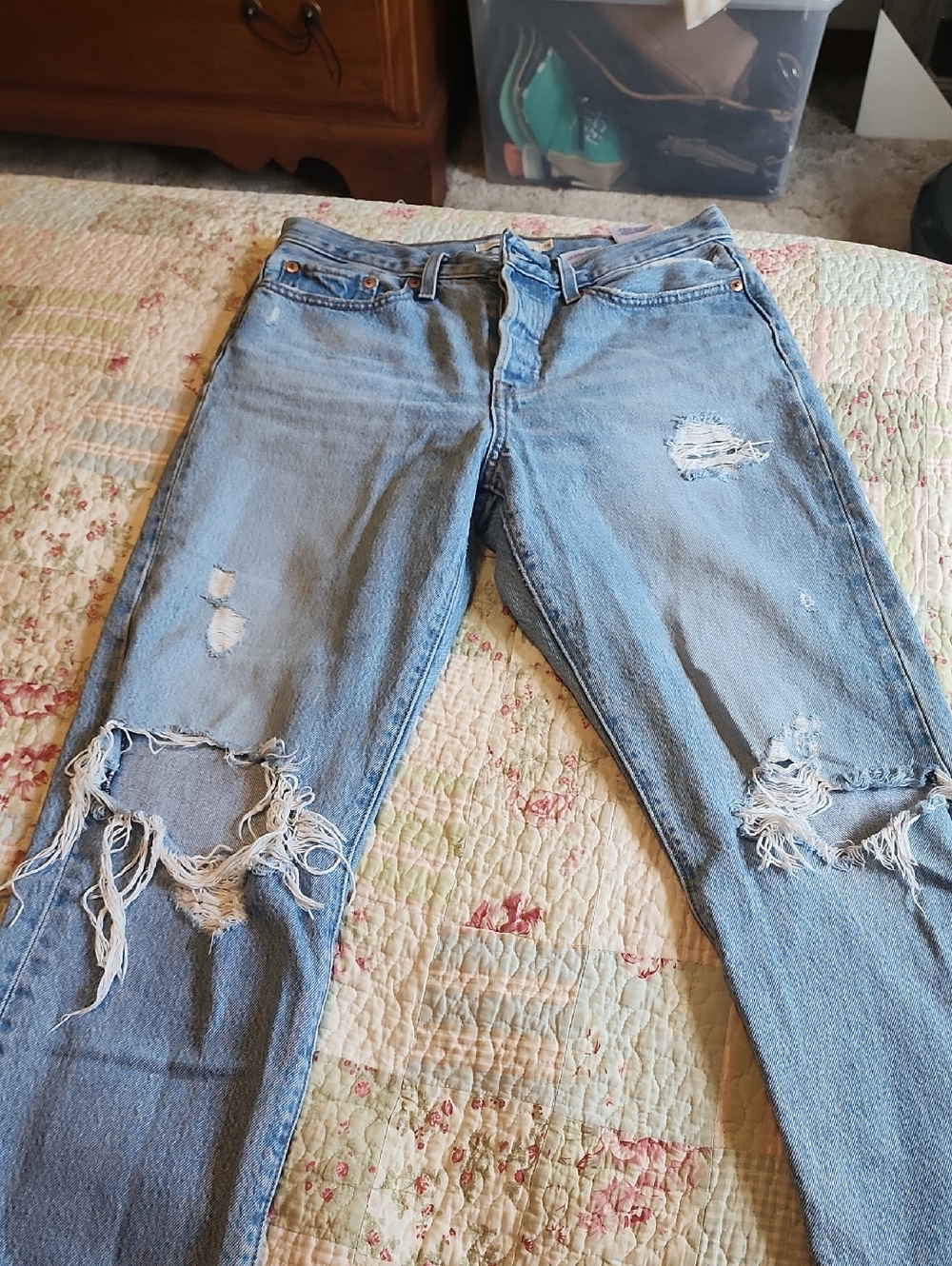 Light Blue Distressed Women's Jeans